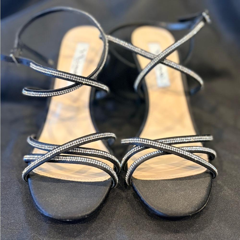 Nina New York Black Satin Rhinestone Strappy Evening Sandals NWT - Size 7, 37